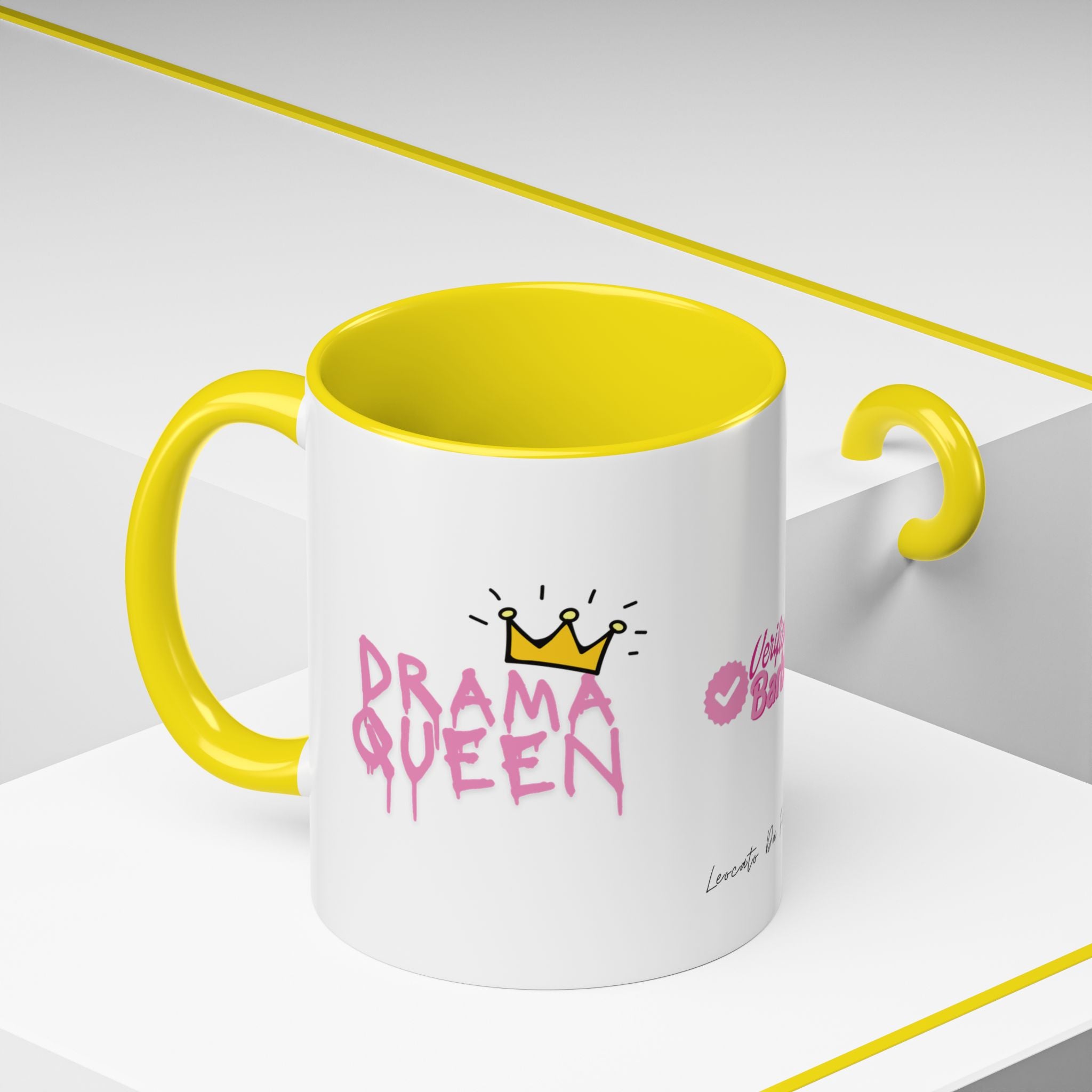 queen of drama Coffee Mug (11, 15oz)