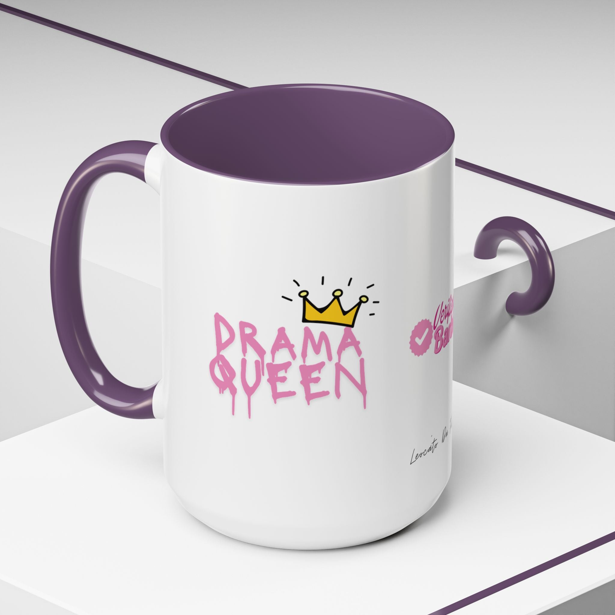 queen of drama Coffee Mug (11, 15oz)
