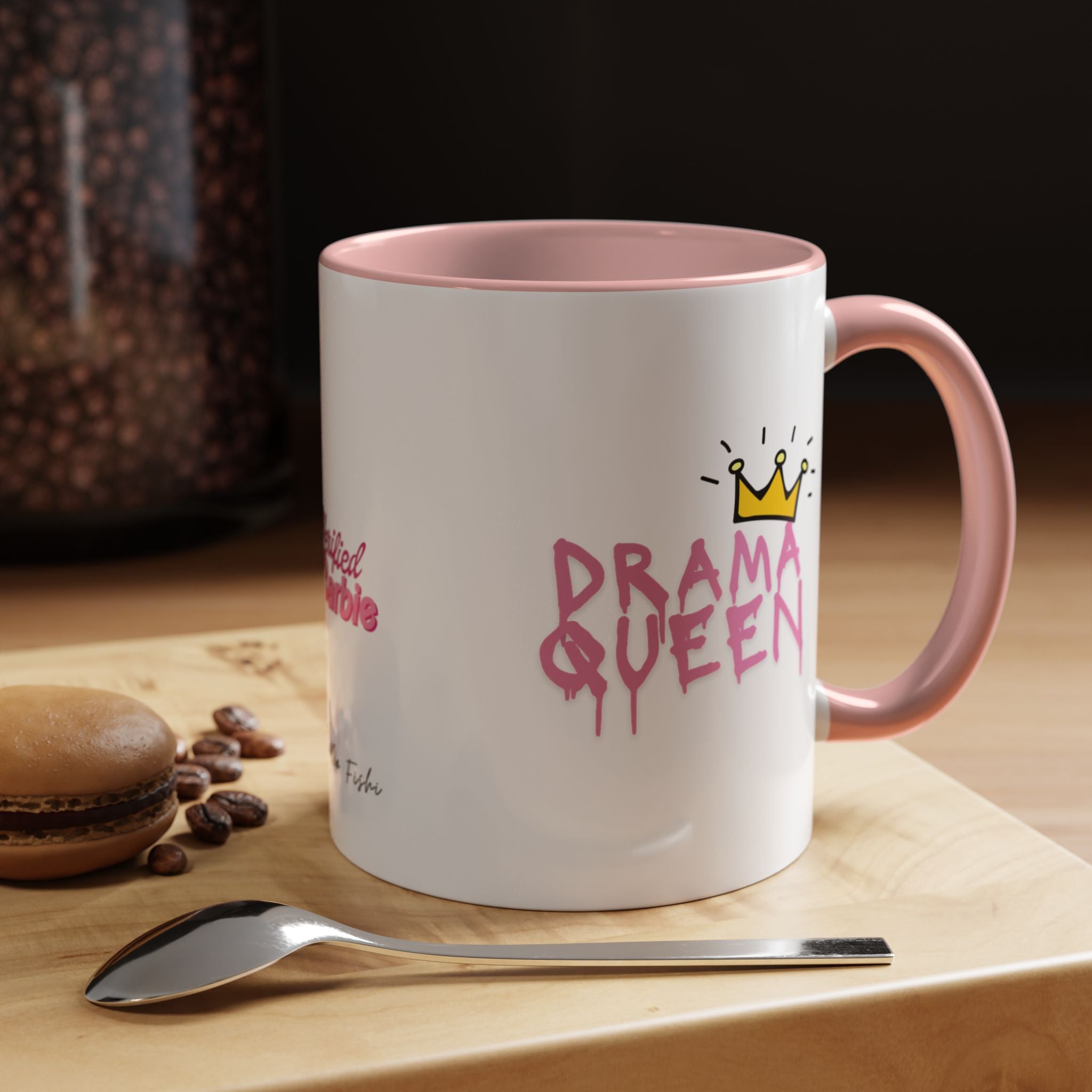 queen of drama Coffee Mug (11, 15oz)