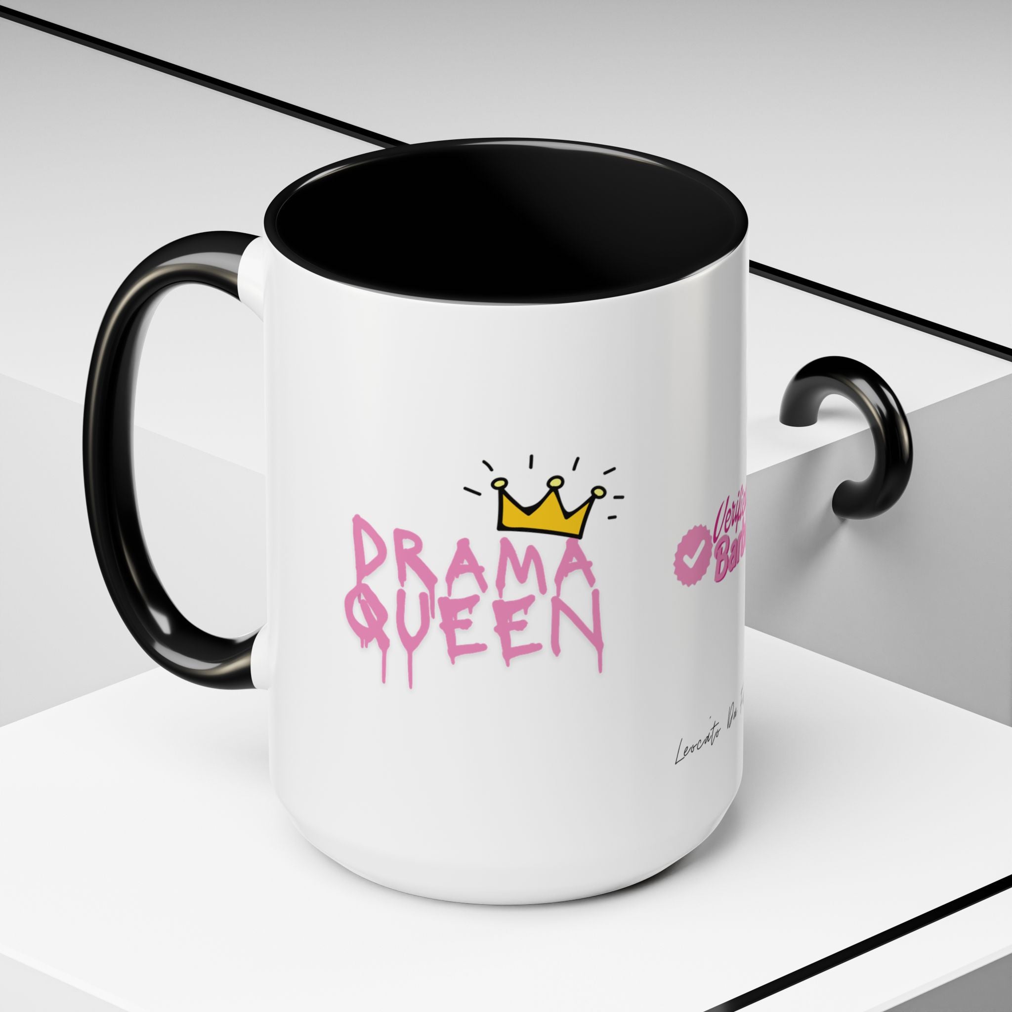 queen of drama Coffee Mug (11, 15oz)