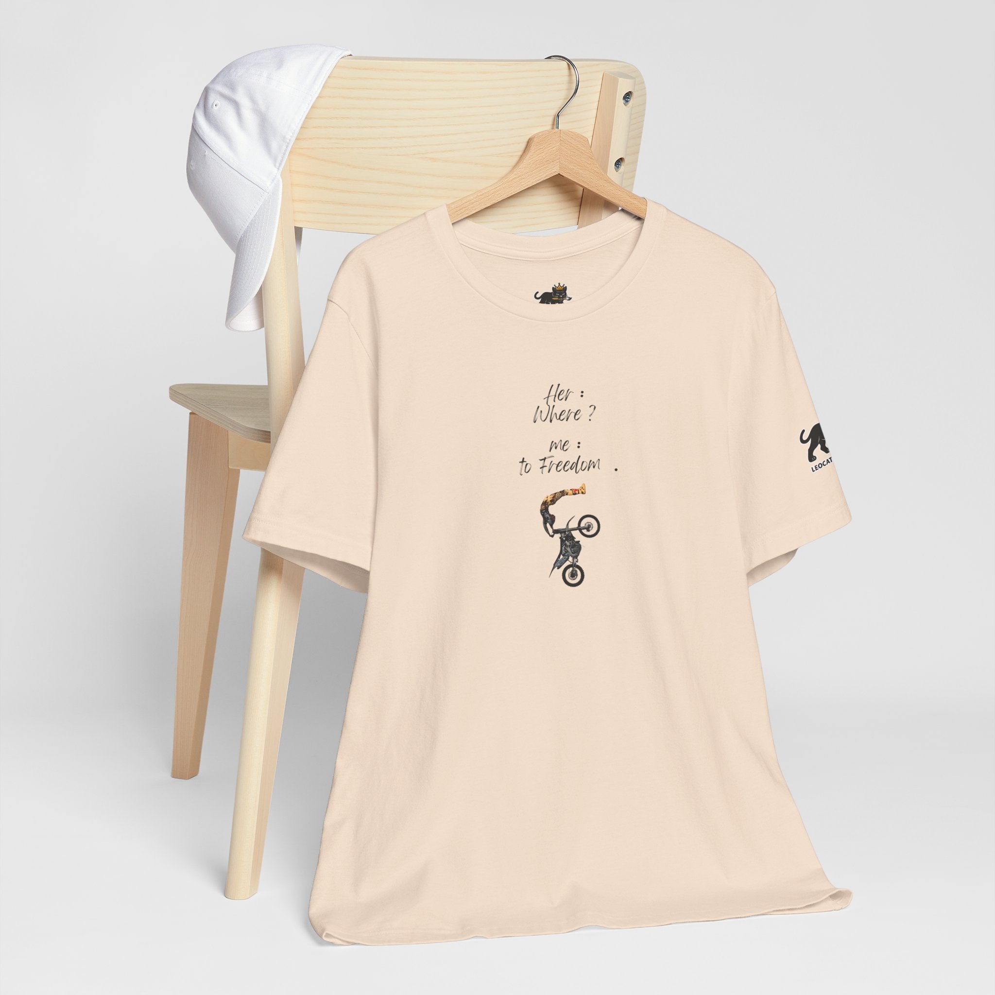 her where ? me to freedom Graphic Tee, Casual Summer Shirt, Marine Life T-Shirt, Gift for Sea Lovers,  high quality